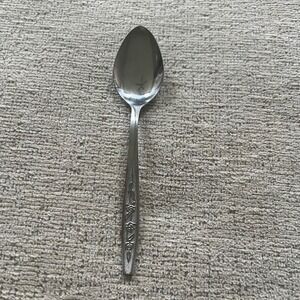 Ekco‎ Eterna Stainless Steel Teaspoon Floral Pattern Vintage Flatware Taiwan